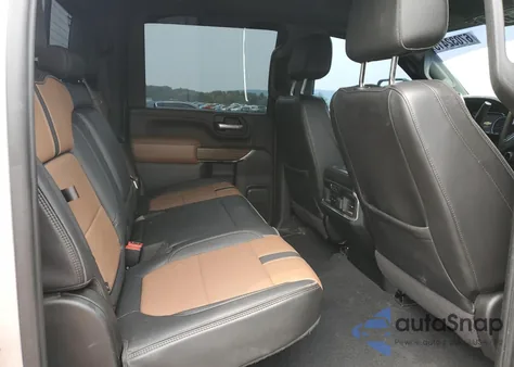 2021 Chevrolet Silverado K3500 High Country z USA, uszkodzony, nr VIN 1GC4YVEY1MF206517